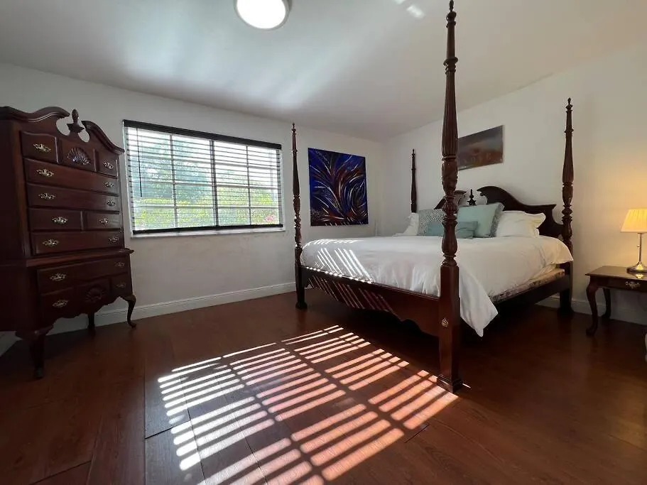 Rustica 5 Bedroom 3 Bath With Pool Next To River 1800 *