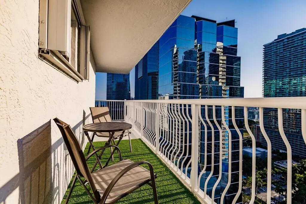 Appartement Upscale Brickell 3 Bedroom With Water Views And Free Parking *