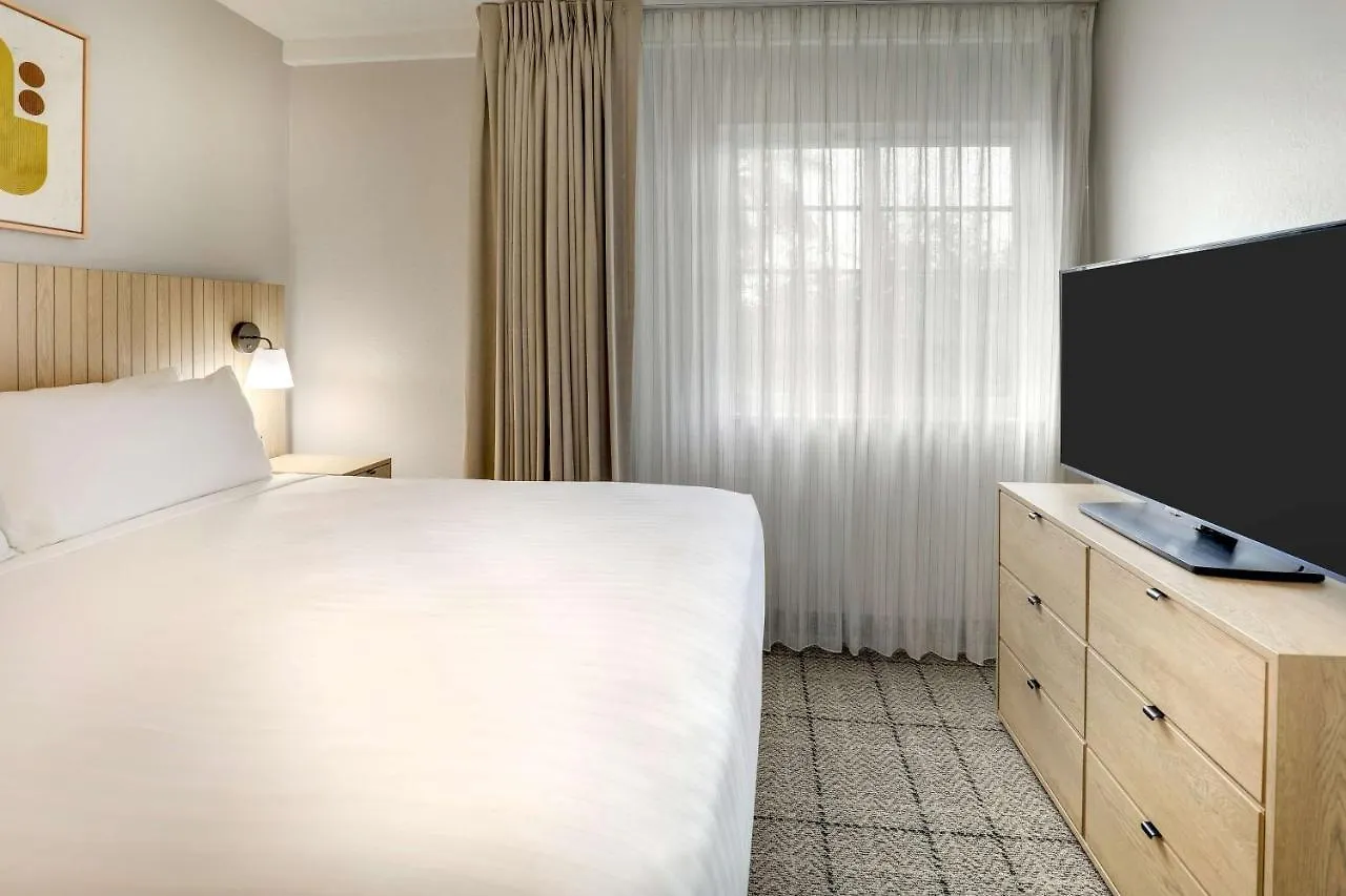 Sonesta Simply Miami Airport 2*