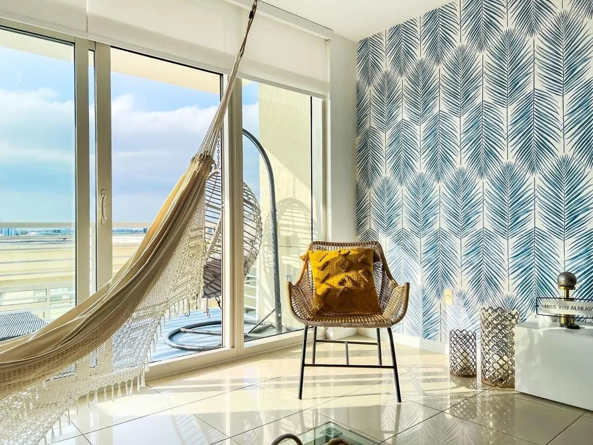 Palm Place Heart Of With Parking Pool And Gym בית נופש