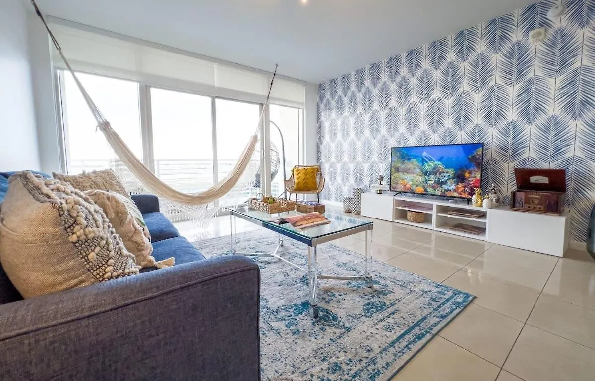 Palm Place Heart Of With Parking Pool And Gym *
