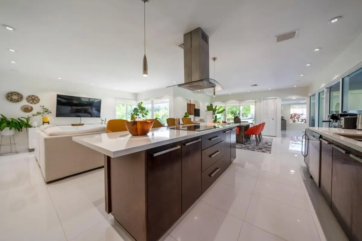Boho House - Stylist With Parking And Large Yard * Miami