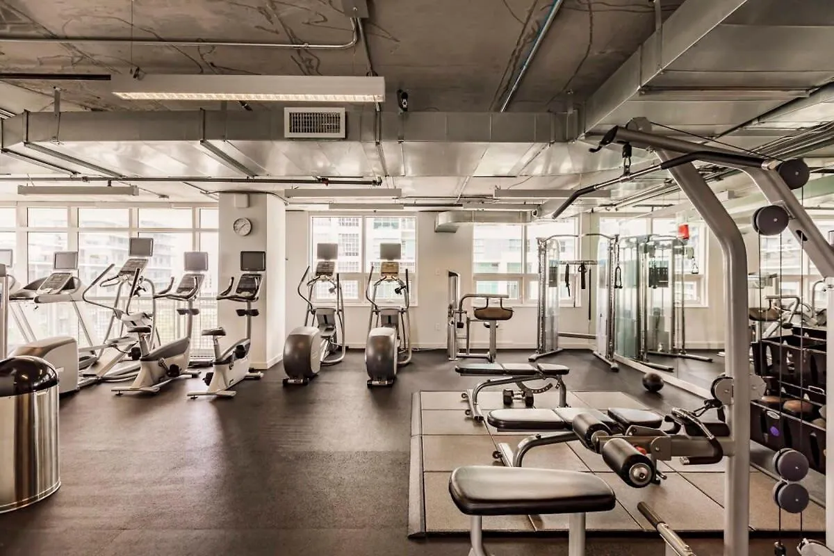 Urban Retreat - Location Pool Gym & Parking Appartement *