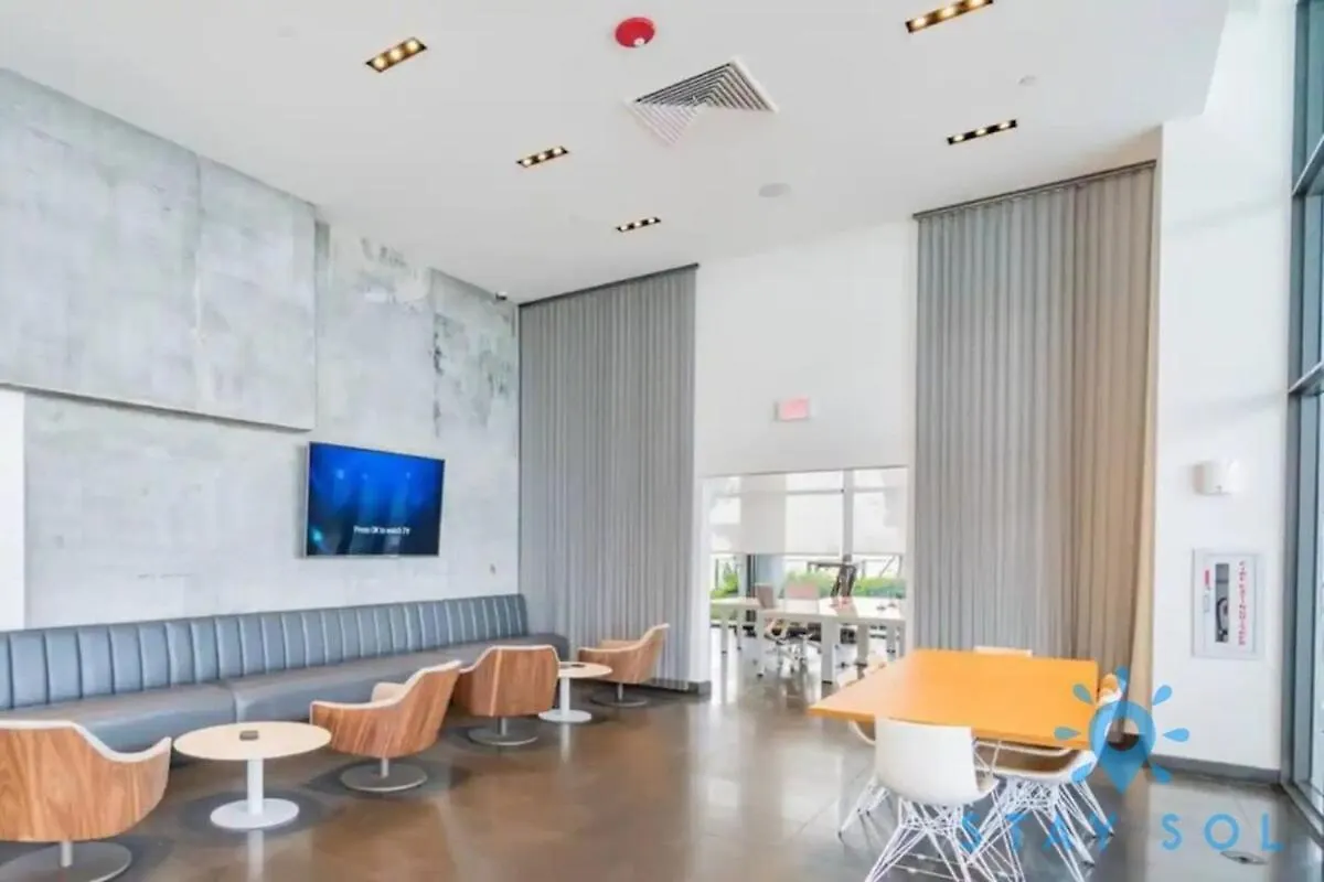 Modern Gem - View - Free Parking Appartement *