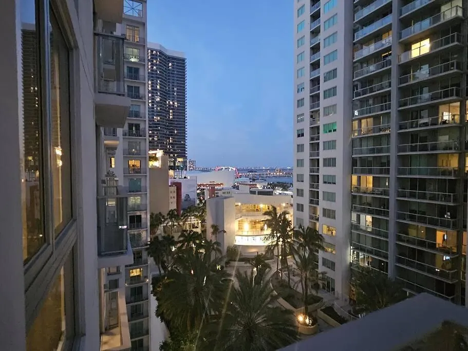 Downtown Elegance. 17th Floor Yotelpad * 마이애미