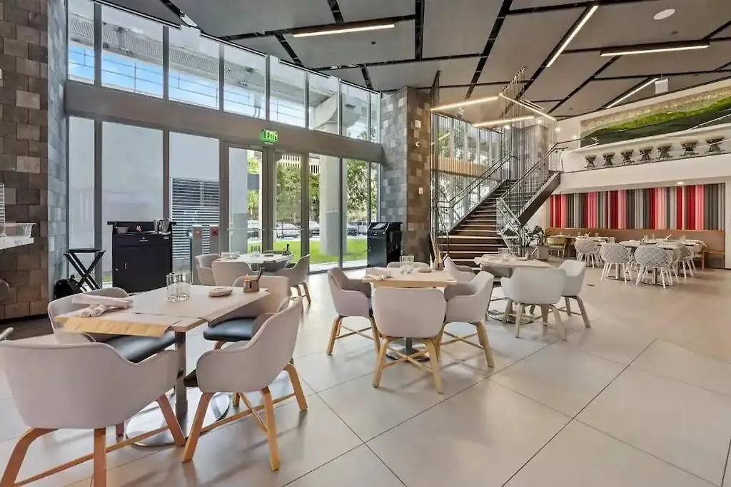 Downtown Elegance. 17th Floor Yotelpad 아파트 마이애미