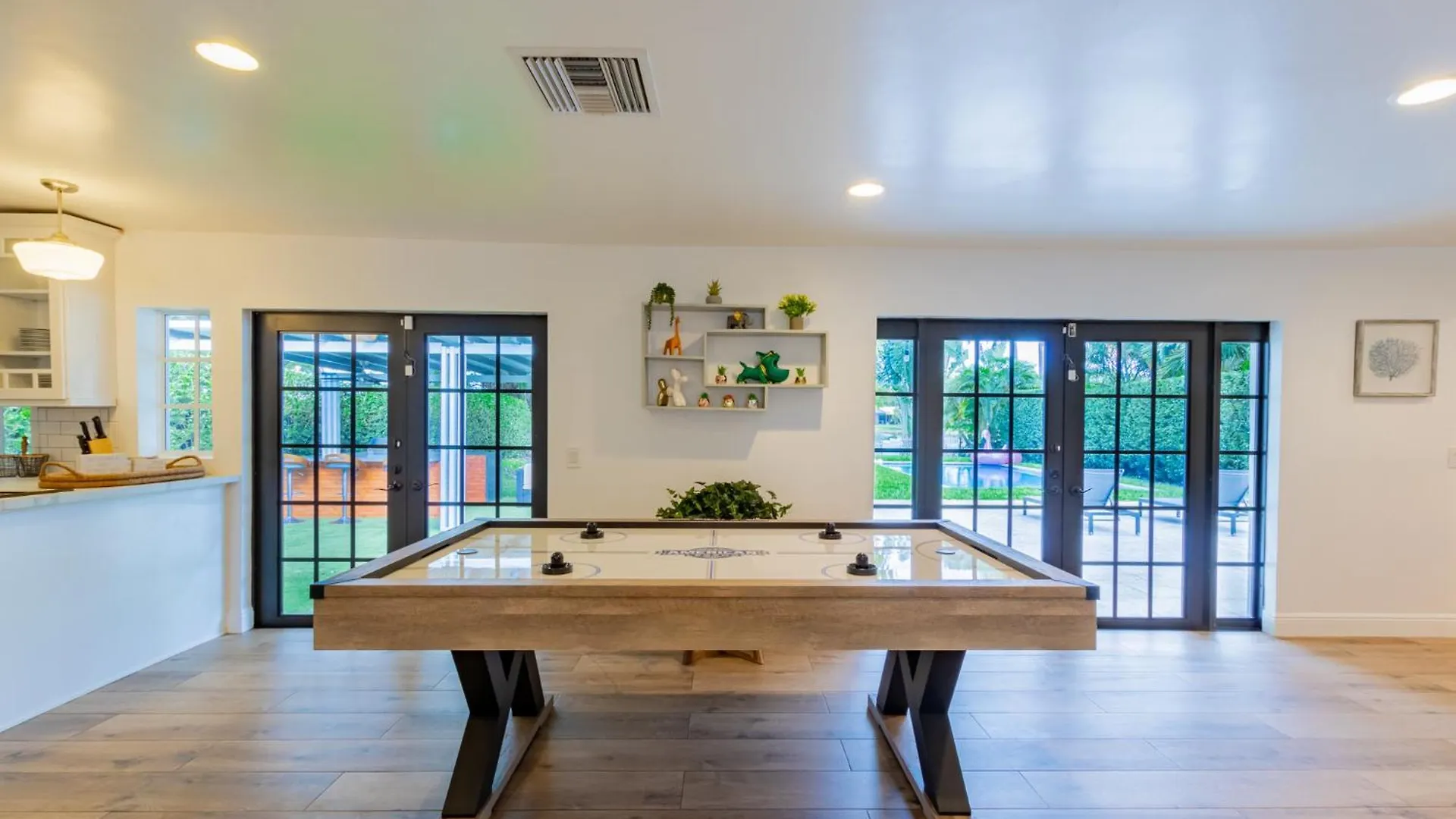 Villa Lakefront And Paddle Board Tgh Miami