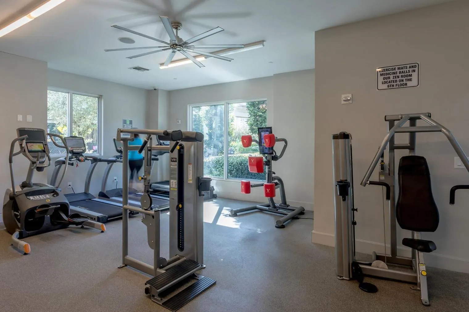 Brickell 1br W Gym Pool Walk To Mia-85 Apartment *
