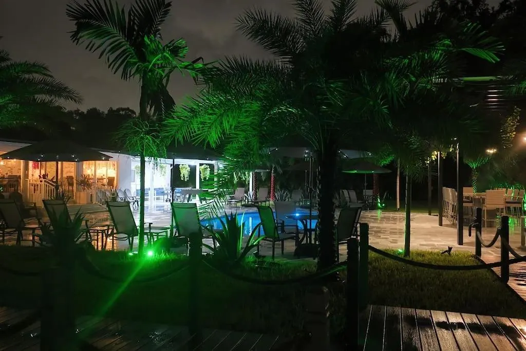 With Outdoor Sauna, Outdoor Bar And Pergola With Games Vila