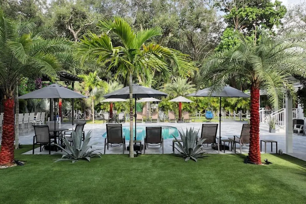 With Outdoor Sauna, Outdoor Bar And Pergola With Games