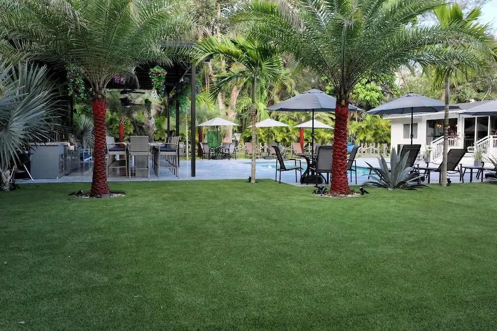 With Outdoor Sauna, Outdoor Bar And Pergola With Games