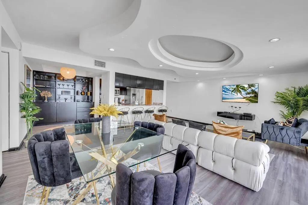 Lejlighed New Stunning 2br Brickell Condo-free Parking