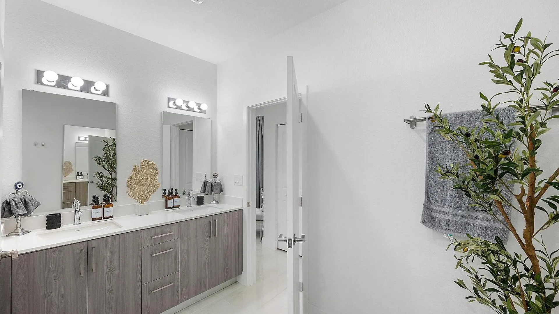 Avi Lux Iii Holiday home Miami