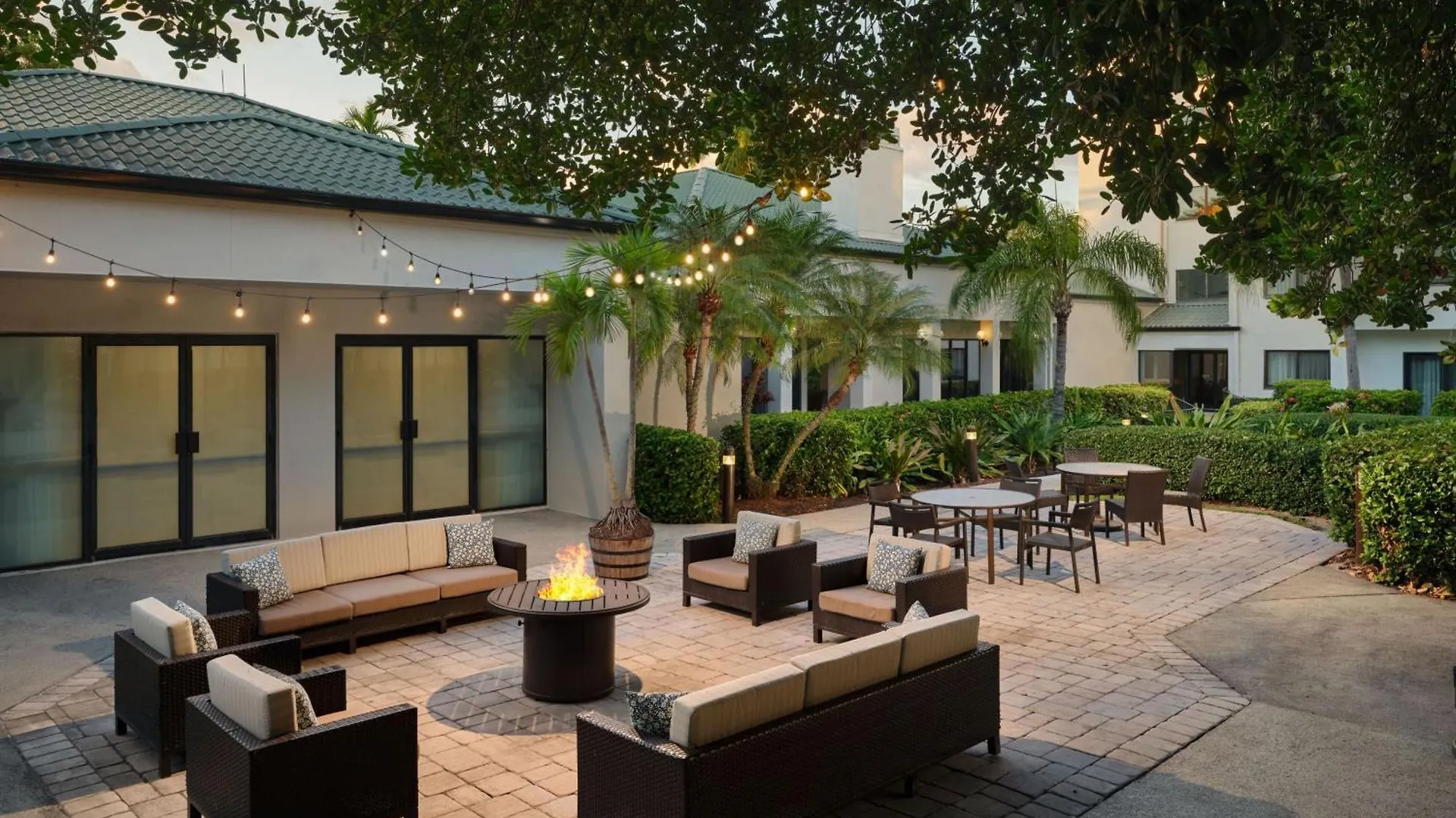 Hotel Courtyard Airport West Doral Miami