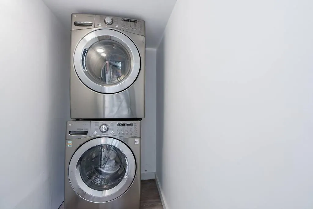 New! & Calle Ocho Simpson's Funhouse! Apartment Miami