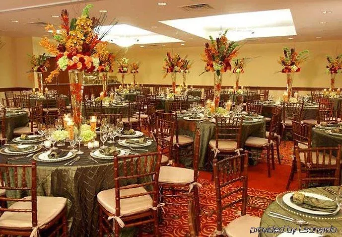 Courtyard Coral Gables Hotel