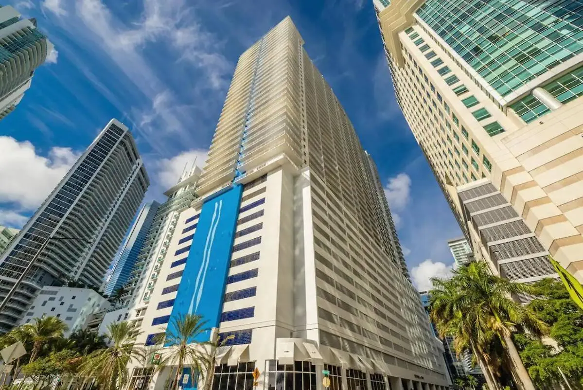 Appartement Upscale Brickell 3 Bedroom With Water Views And Free Parking *