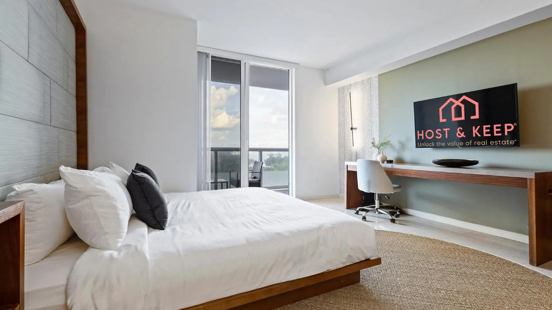 Biscayne Bay View Pool Hot Tub And Amenities *