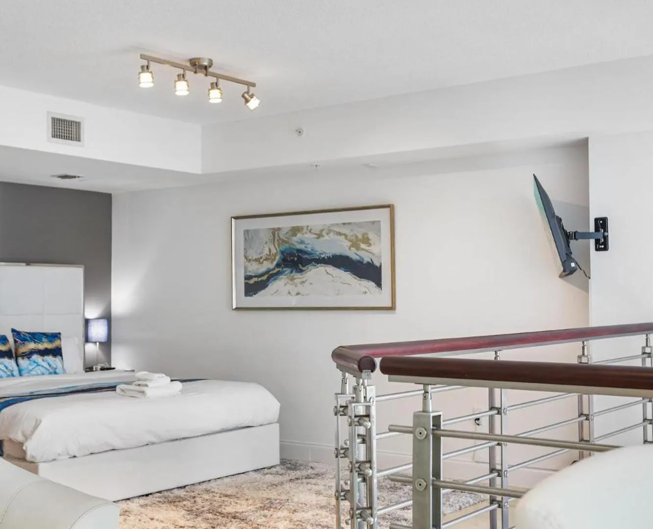 Luxury Mona Lisa Loft, Center Of Brickell *