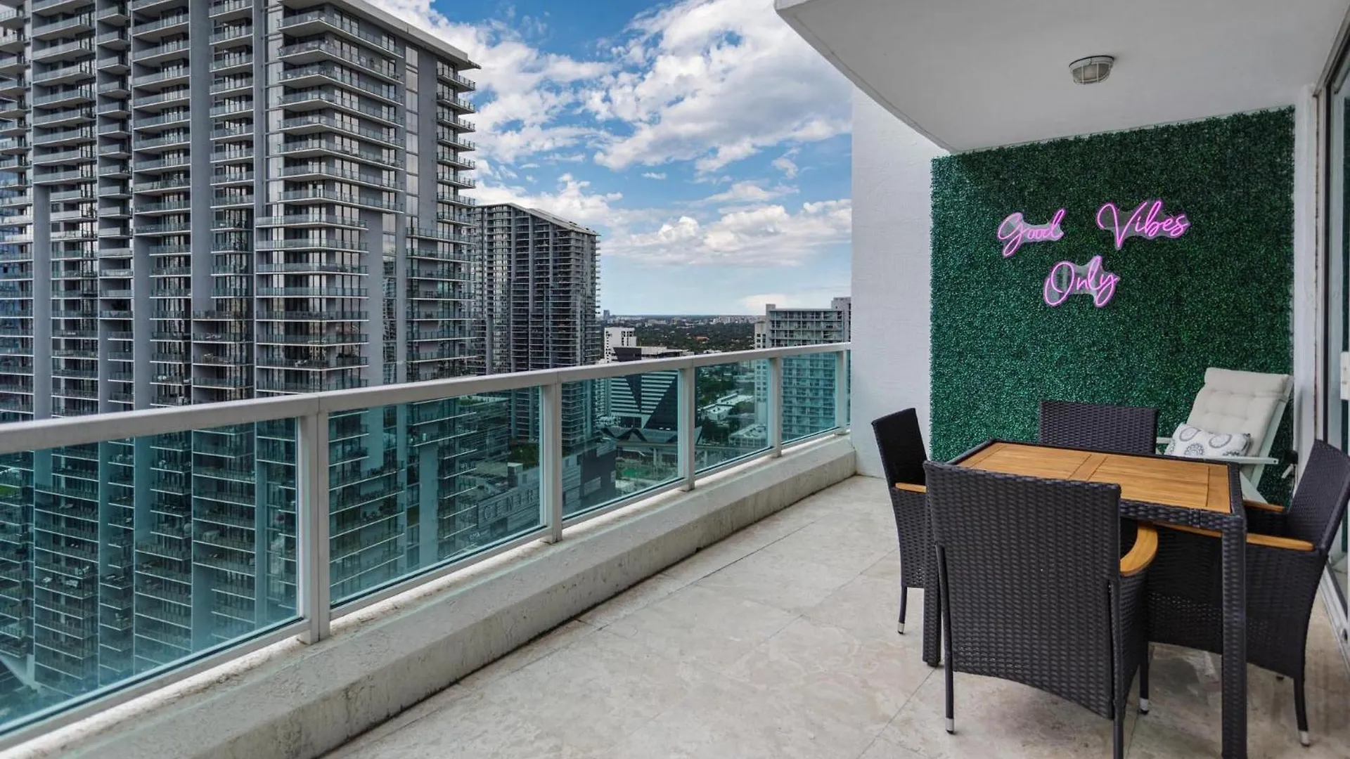 公寓 Luxury Mona Lisa Loft, Center Of Brickell 迈阿密