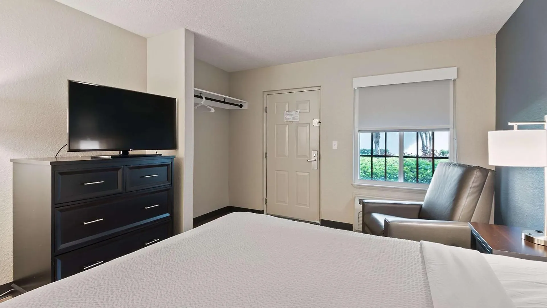 Extended America - Miami - Airport - Blue Lagoon 2*