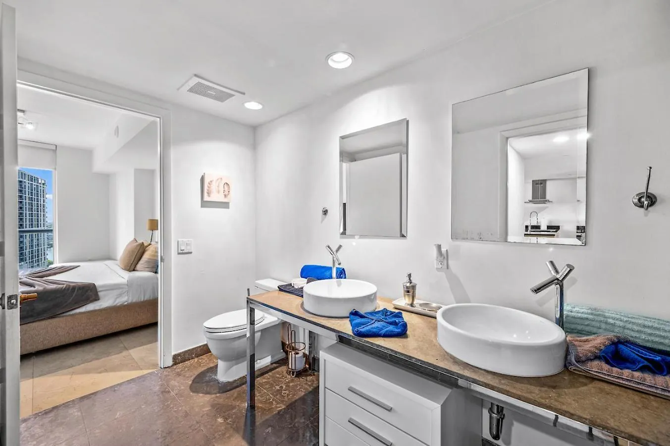 *w Icon Brickell- Luxury 2br Highrise Corner Condo** Aparthotel Miami