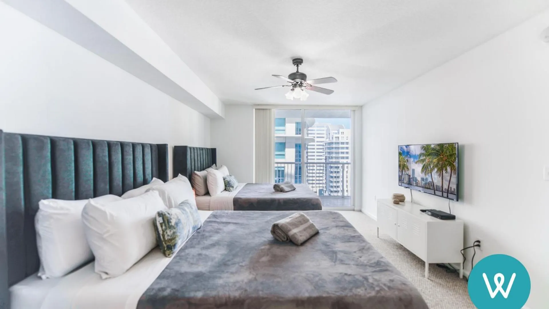 Apartmán Stunning At Brickell With Pool & Gym