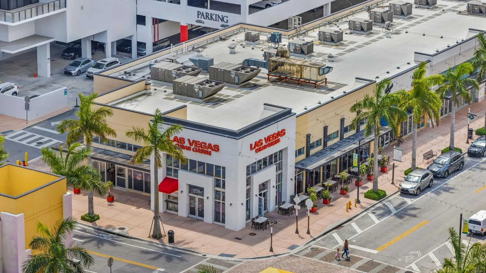 Daire Modern Downtown Doral One-bedroom With Golf Course Views