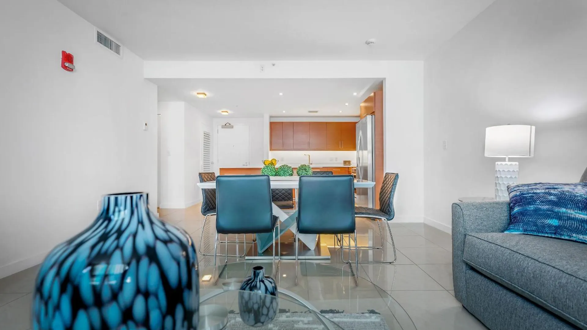 アパート Modern 2-bd In The Heart Of Midtown マイアミ