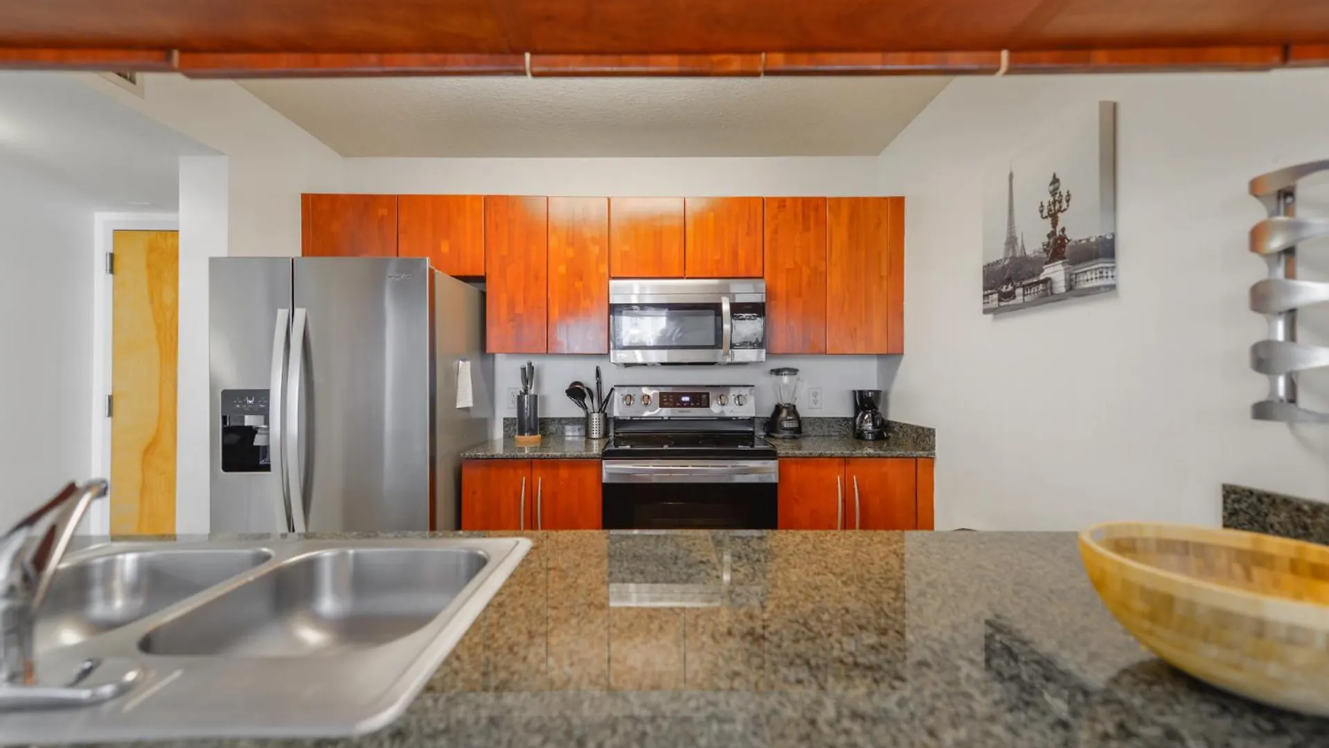 Wonderful In The Heart Of Brickell With Pool Lejlighed