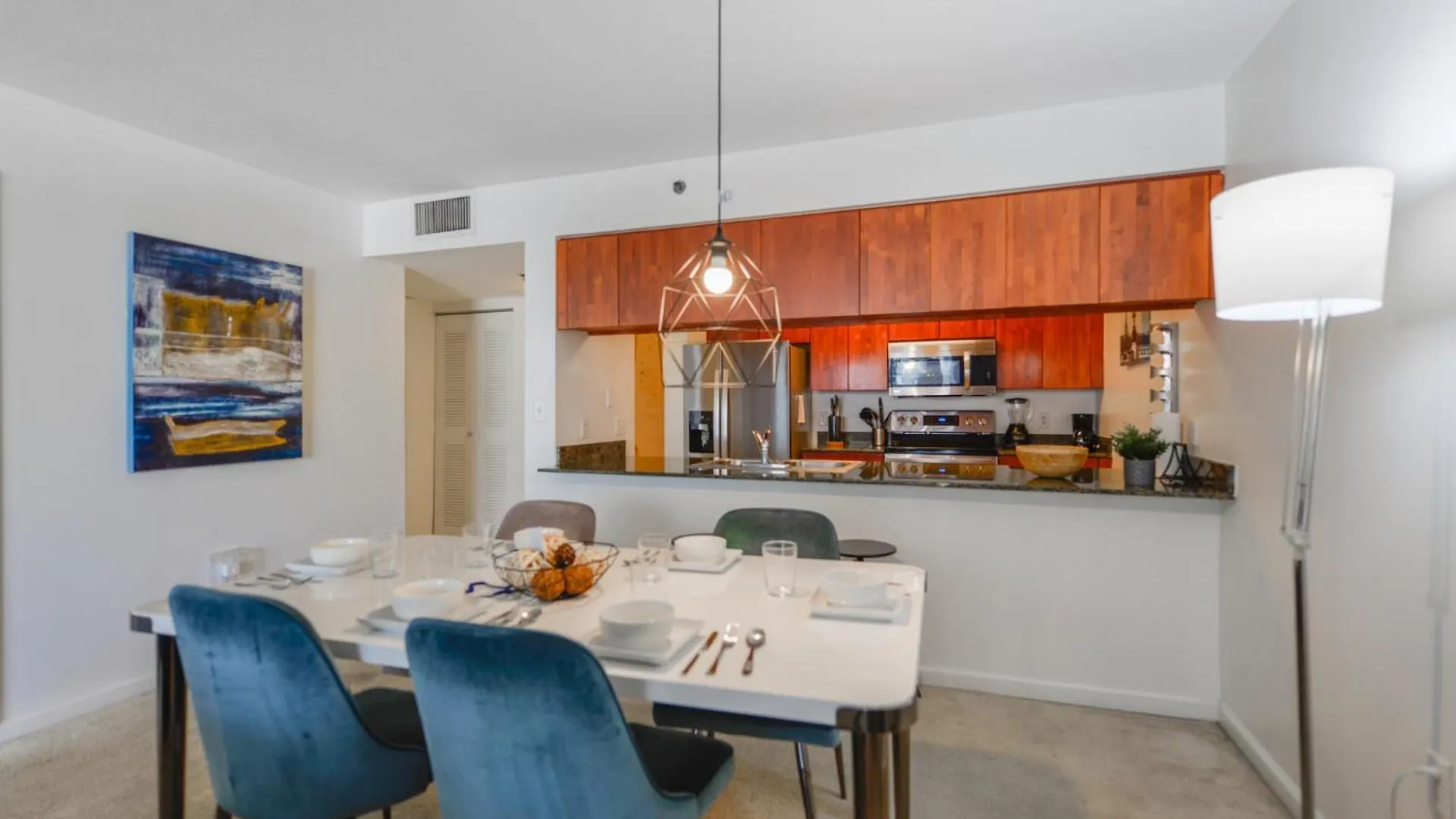 Wonderful In The Heart Of Brickell With Pool