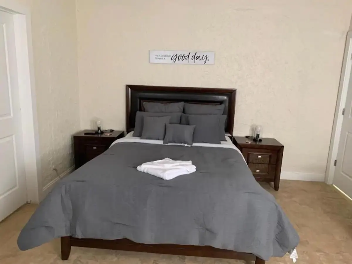 Private Close To Airport - Free Parking - 01 迈阿密