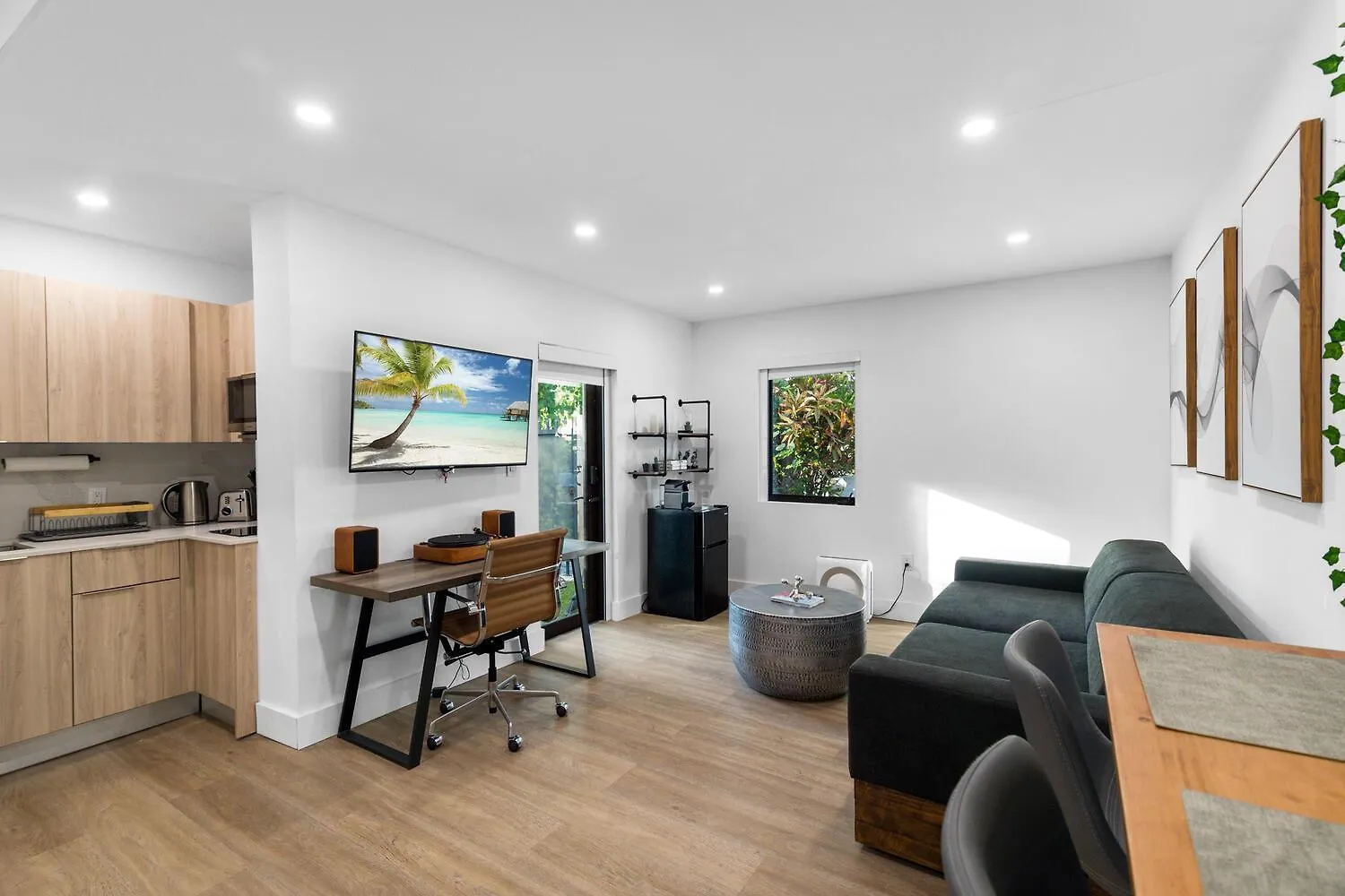 Enjoy Modern Oasis Private Patio - Near Casa vacanze Miami