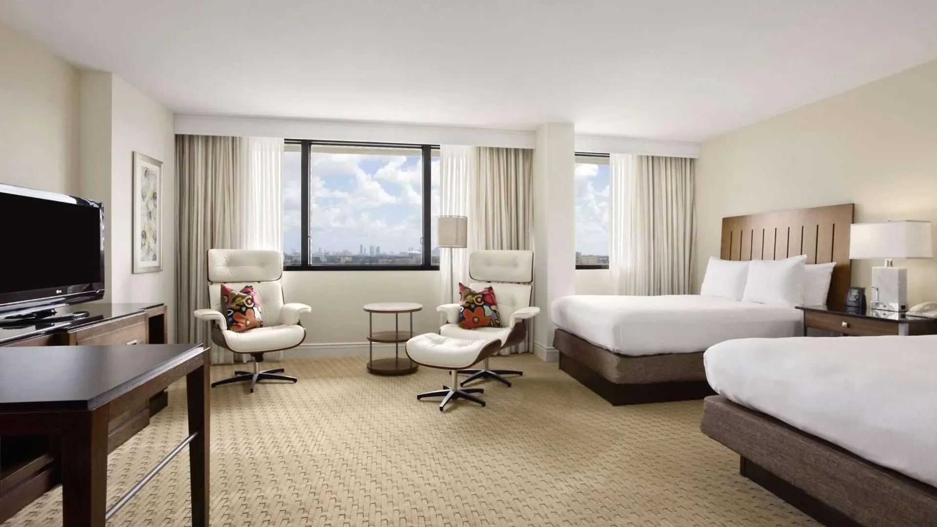 Hilton Airport Blue Lagoon Hotell 4*