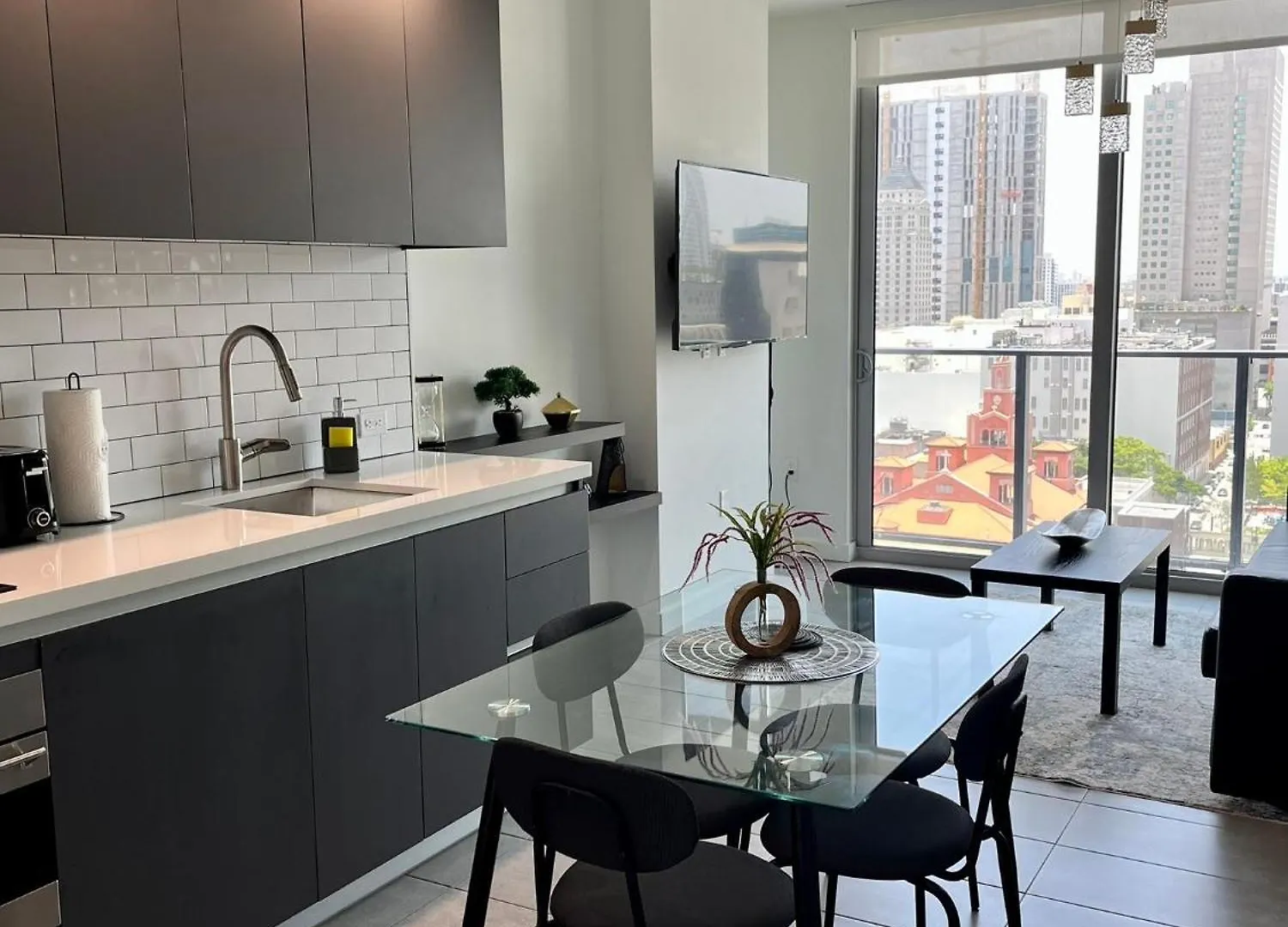 Brand New Modern 1 Bedroom Unit Downtown Apartment Miami