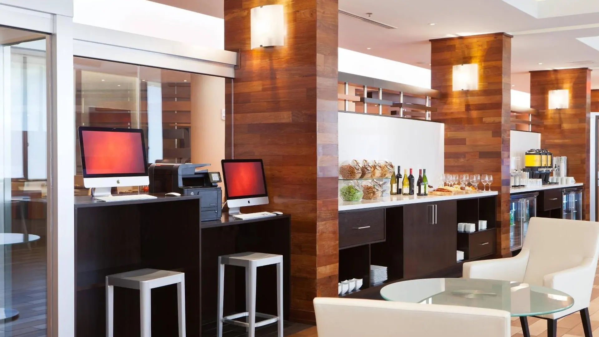 Hotel Airport Marriott 4*