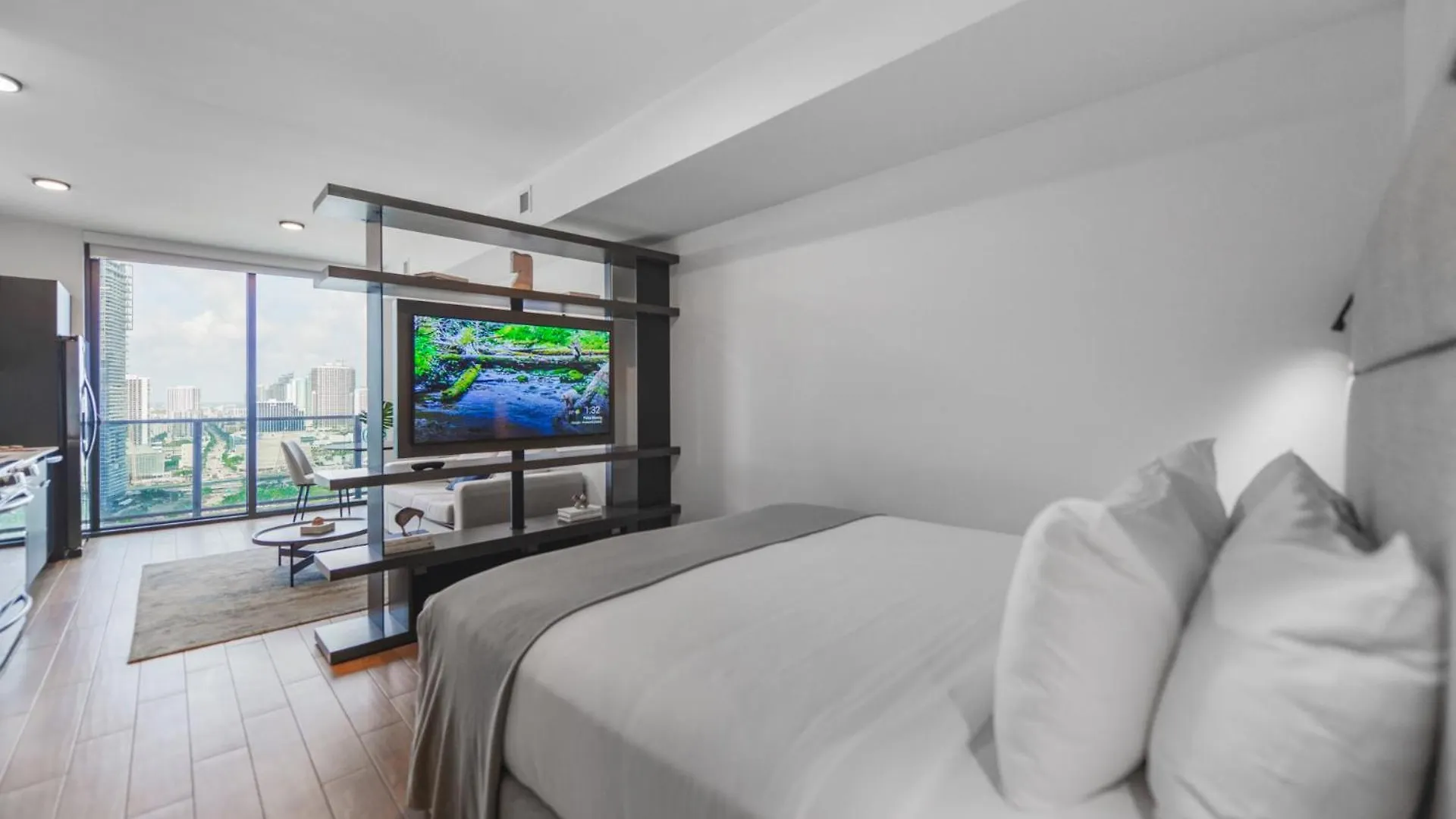 Prime Spot - Stunning Studio With Ocean And Bay Views Miami