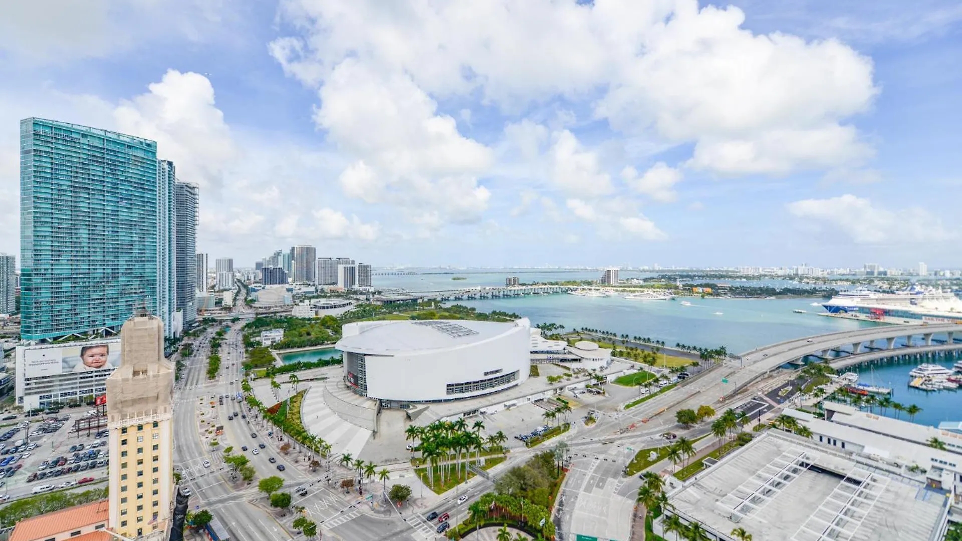 Prime Spot - Stunning Studio With Ocean And Bay Views Apartment *