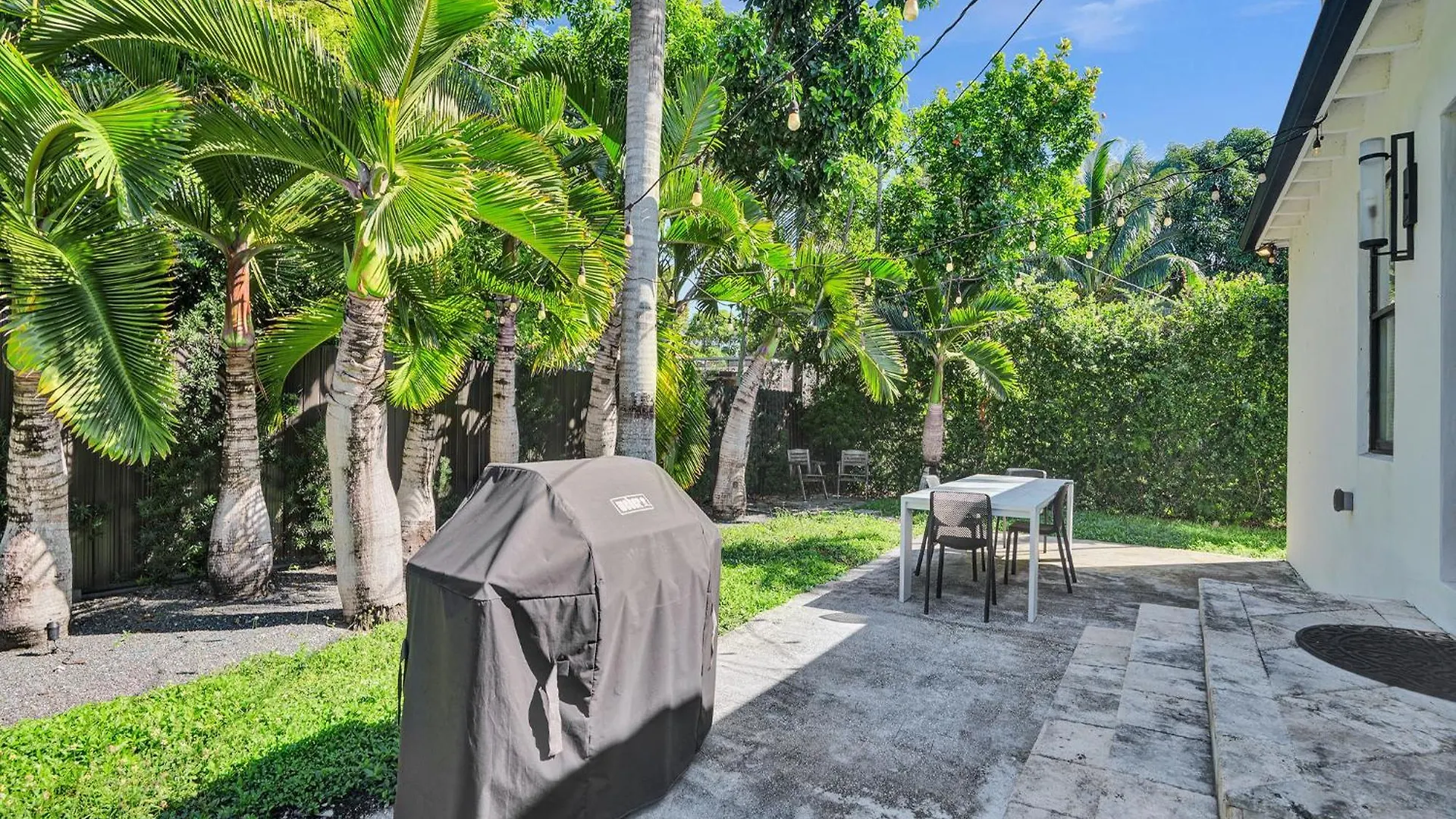 Willa Azzure 10 Mins To South 4 Bedroom