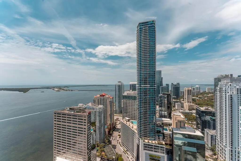 Brickell High Rise Living At Its Best! W/ Pool Gym Miami