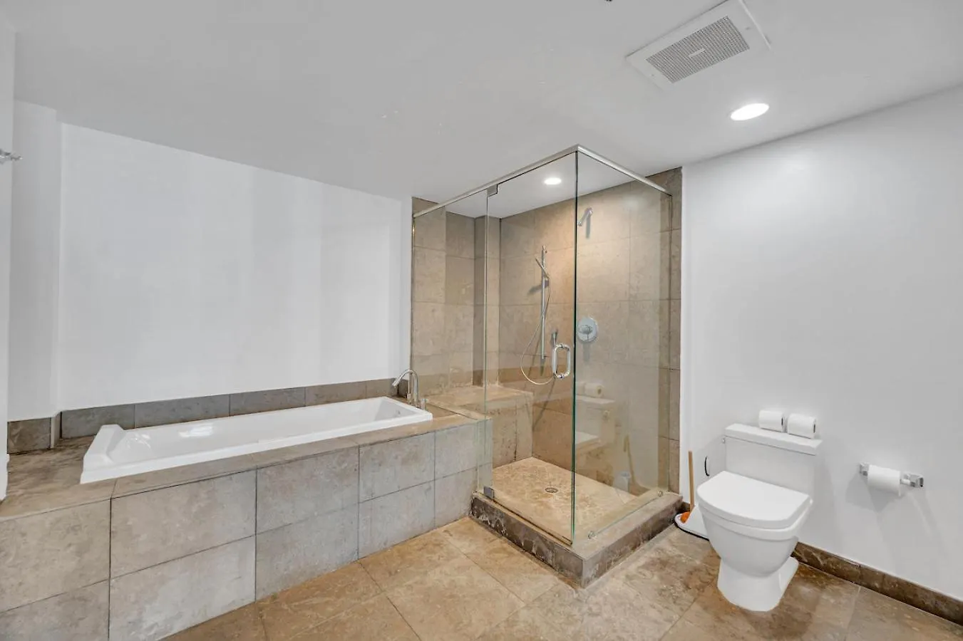 Aparthotel *w Icon Brickell- Luxury 2br Highrise Corner Condo**