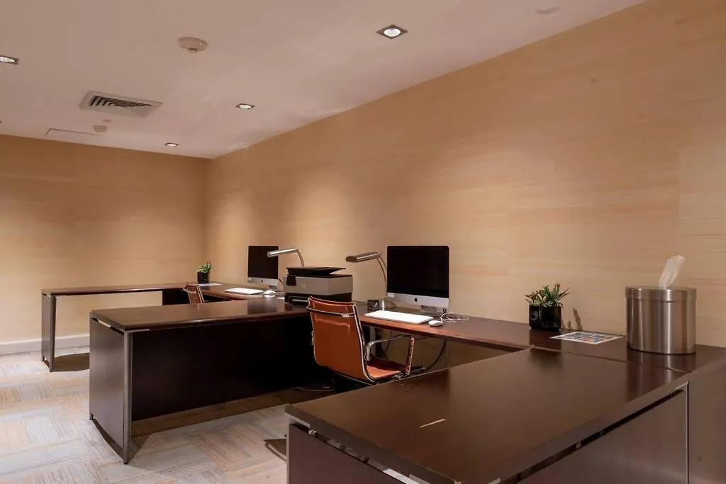 Brickell High Rise Living At Its Best! W/ Pool Gym Apartment Miami