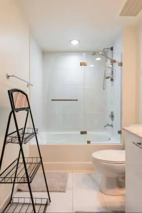 Brickell High Rise Living At Its Best! W/ Pool Gym *