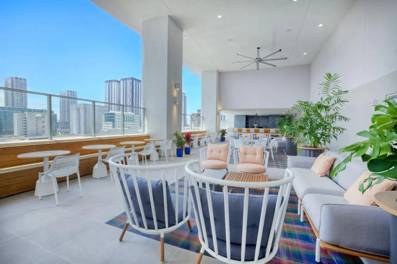 Downtown Luxury Pool And Gym דירה