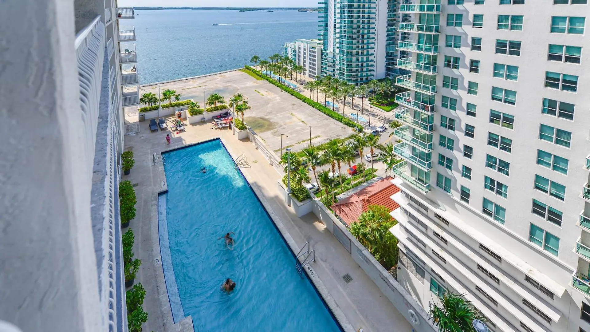 Amazing 3 Bedroom At Brickell With Pool Apartment *