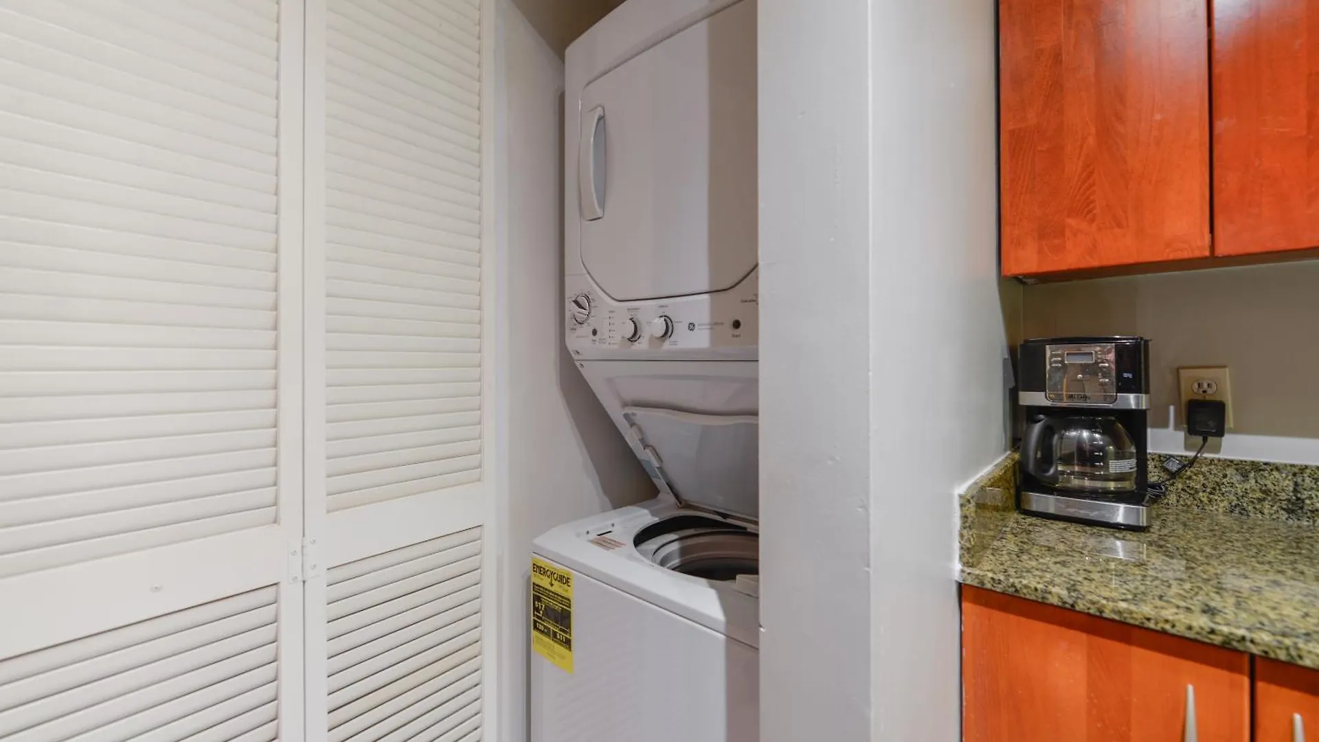 Amazing 3 Bedroom At Brickell With Pool Apartment