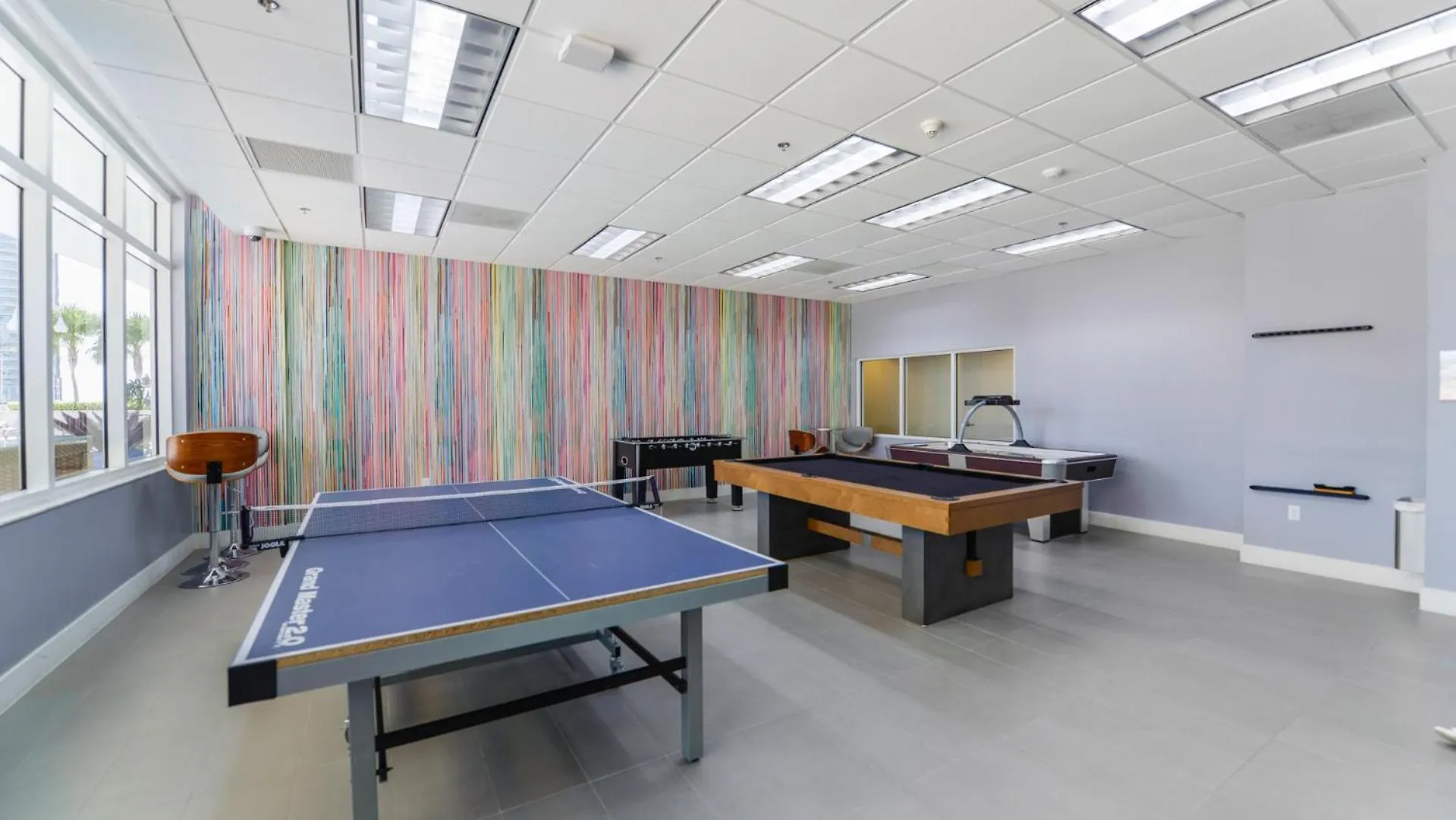 Amazing 3 Bedroom At Brickell With Pool