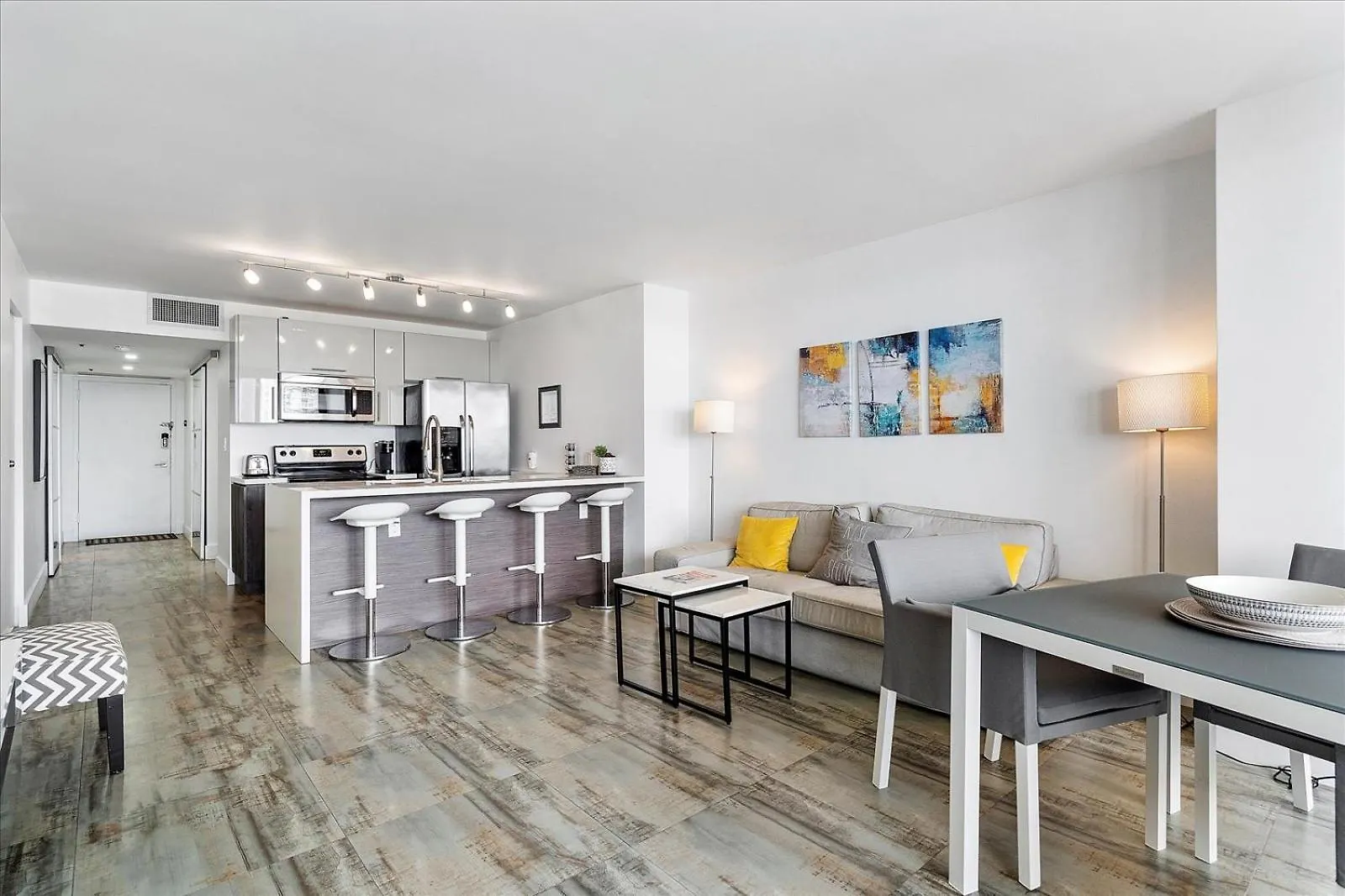 Apartmán Beautiful Water & Park Views, Remodeled, Wfh Office *