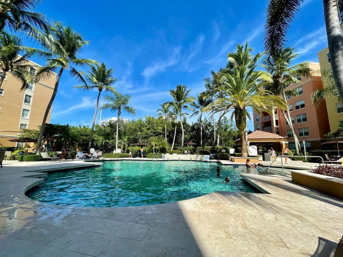 2 Luxury Bedrooms At Yacht Club De Aventura Apartment *
