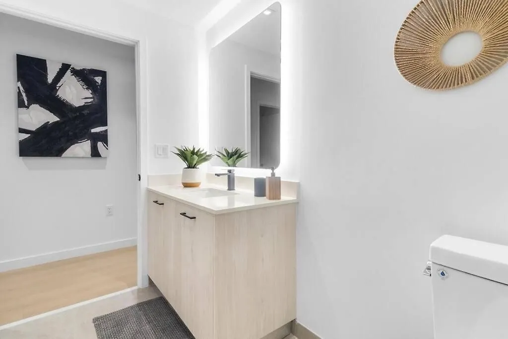 아파트 Wynwood Luxury 2 Bedroom 마이애미